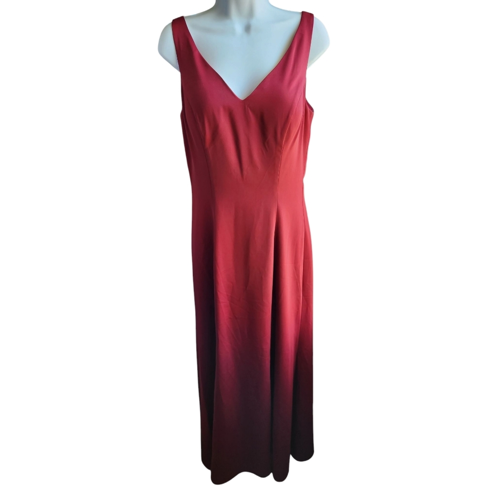 Narianna Maroon Long Formal Wedding Bridesmaid Dress Size M